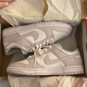 NIKE DUNK LOW (Venice) Women’s 9.5